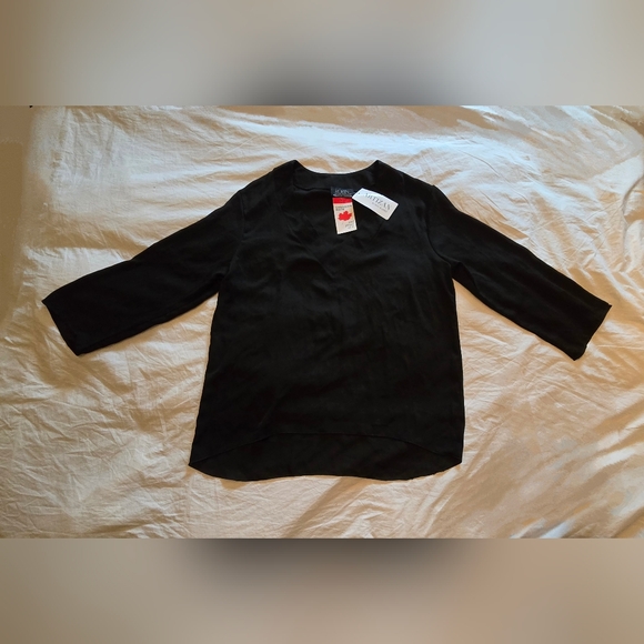 CDN! Artizan Québec Robin Barré; Size Large; Must-Have V-Neck Fashion Top; Black - Picture 3 of 16